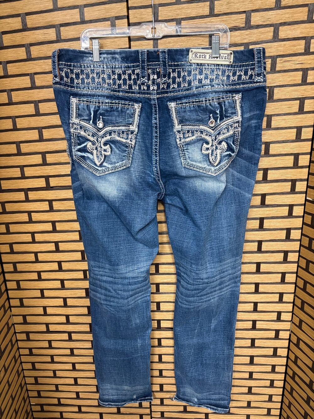 Rock Revival Rosewood Easy Straight Jeans Size 36‎